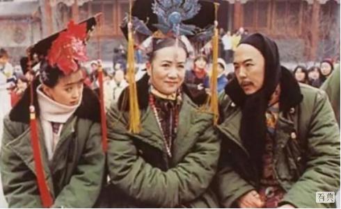 消失的绿色军大衣-图片3